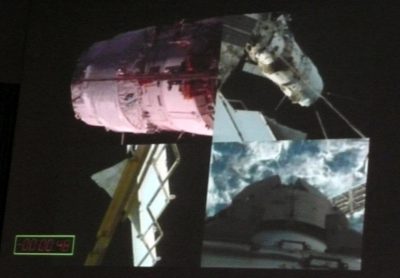 Vue depuis l'ISS du docking en cours