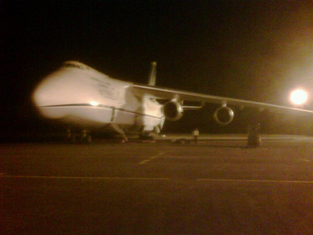 1ère photo postée sur Twitter quelques minutes aprèsl'aterrissage par l'ESA