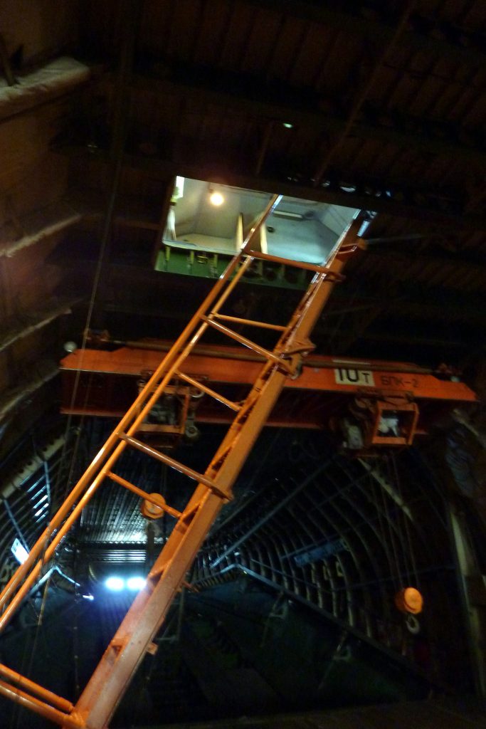 accès à la zone de repos de l'équipage technique