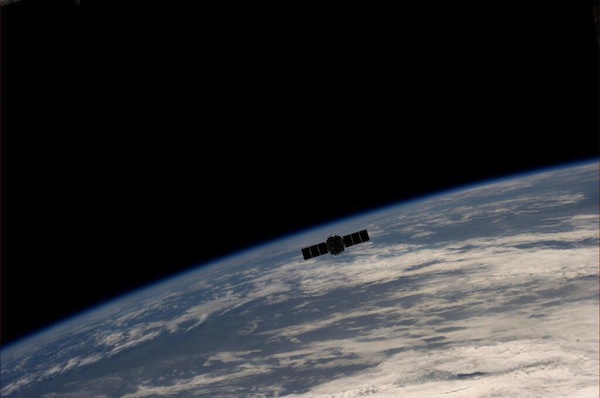 Cygnus après son départ de l'ISS (source NASA)