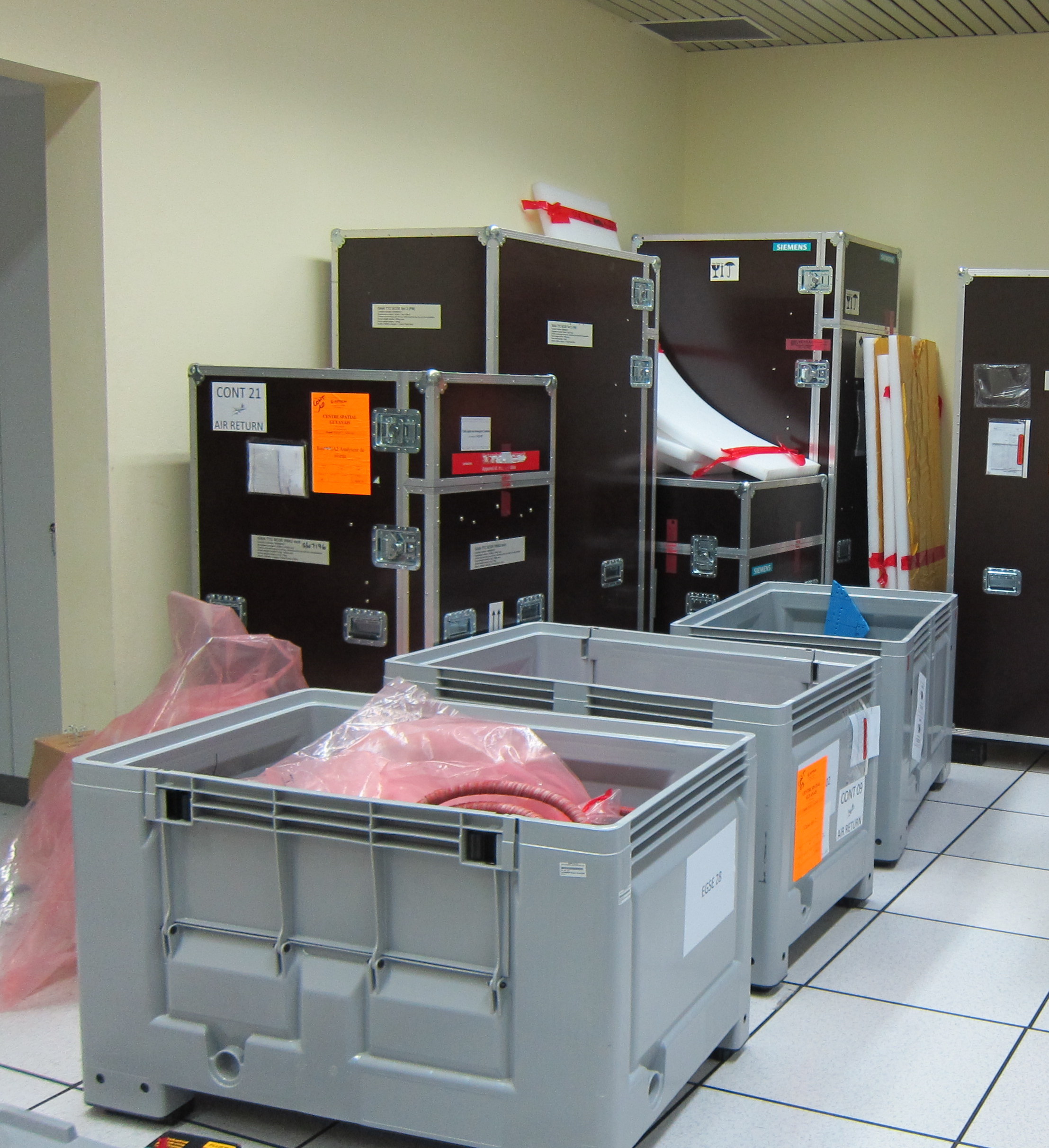 colisage du matériel informatique ou électrique