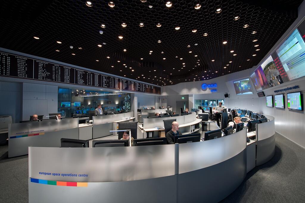 Le Centre de Contrôle de Gaia - ESOC (source ESA)