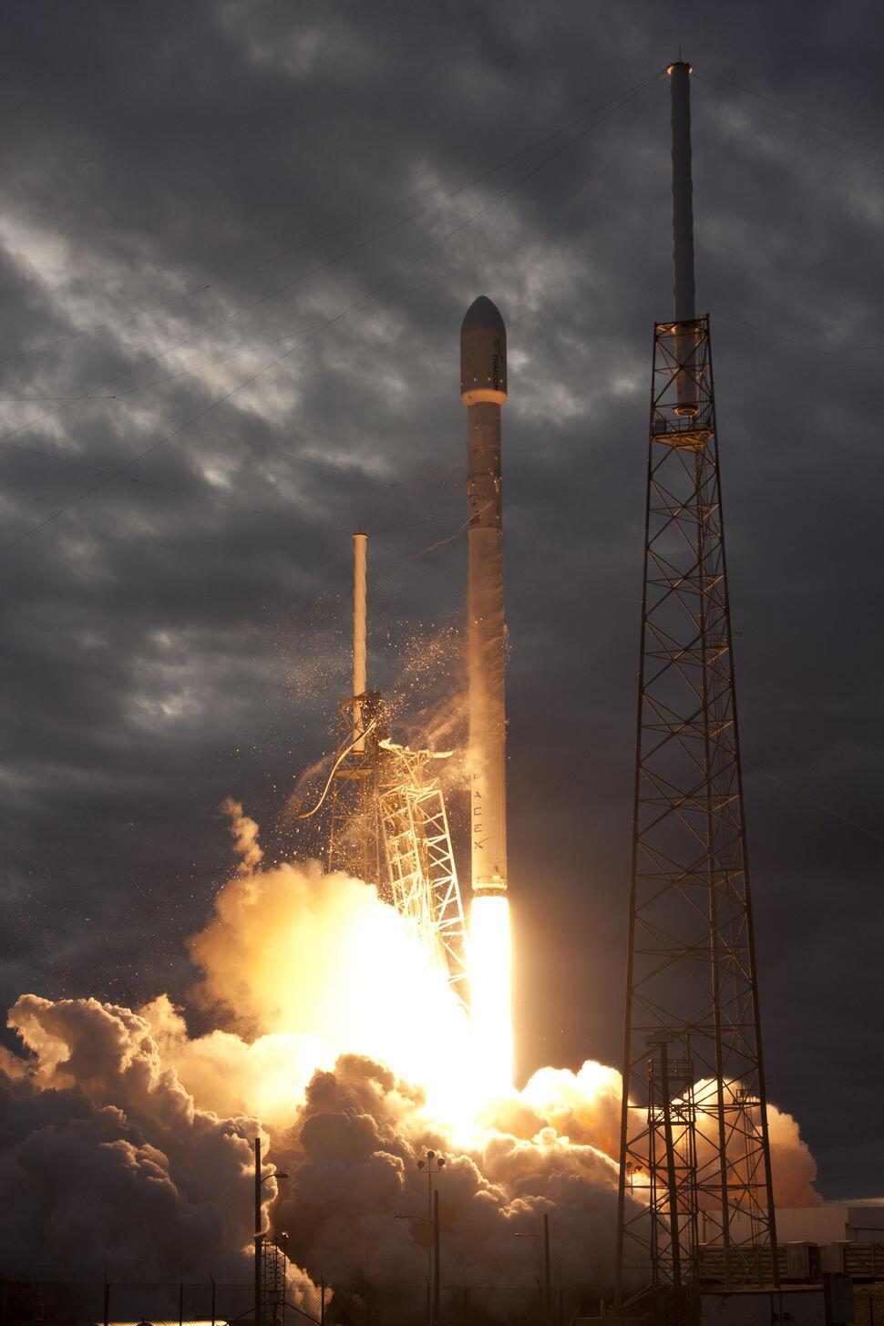 Lancement de Thaicom 6 par la Falcon 9 de Space X (source Space X)