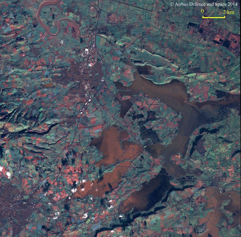 Inondations aux environs de la ville de Bridgwater, au Royaume-Uni par le satellite d’observation de la Terre SPOT 6 le 11 janvier 2014 (source Airbus Defence and Space )