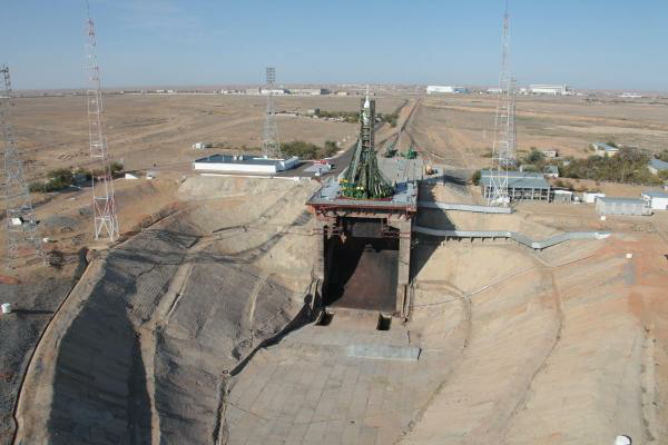 Soyouz TMA-14 sur le pas de tir (source NASA)