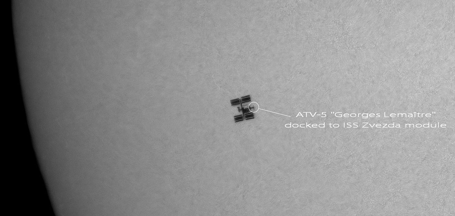 L'ISS devant le soleil - septembre 2014 (©Thierry Legault)