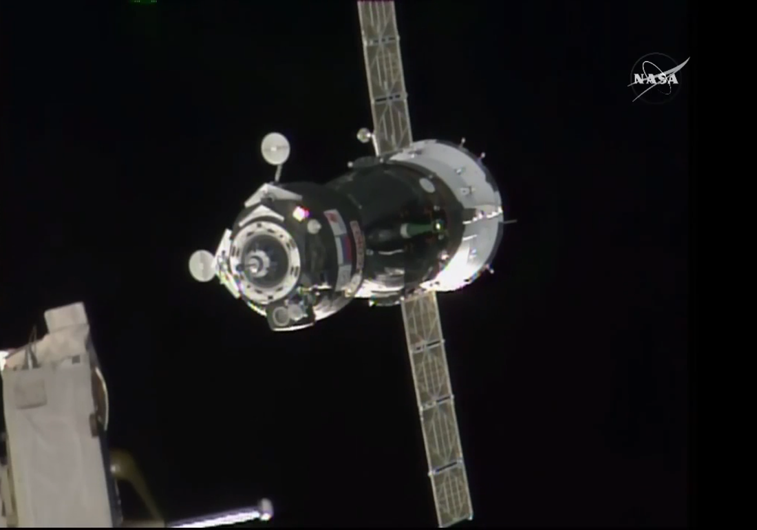 Arrivée à l'ISS du Soyouz TMA-18M le 4/09/15 (source NASA TV)