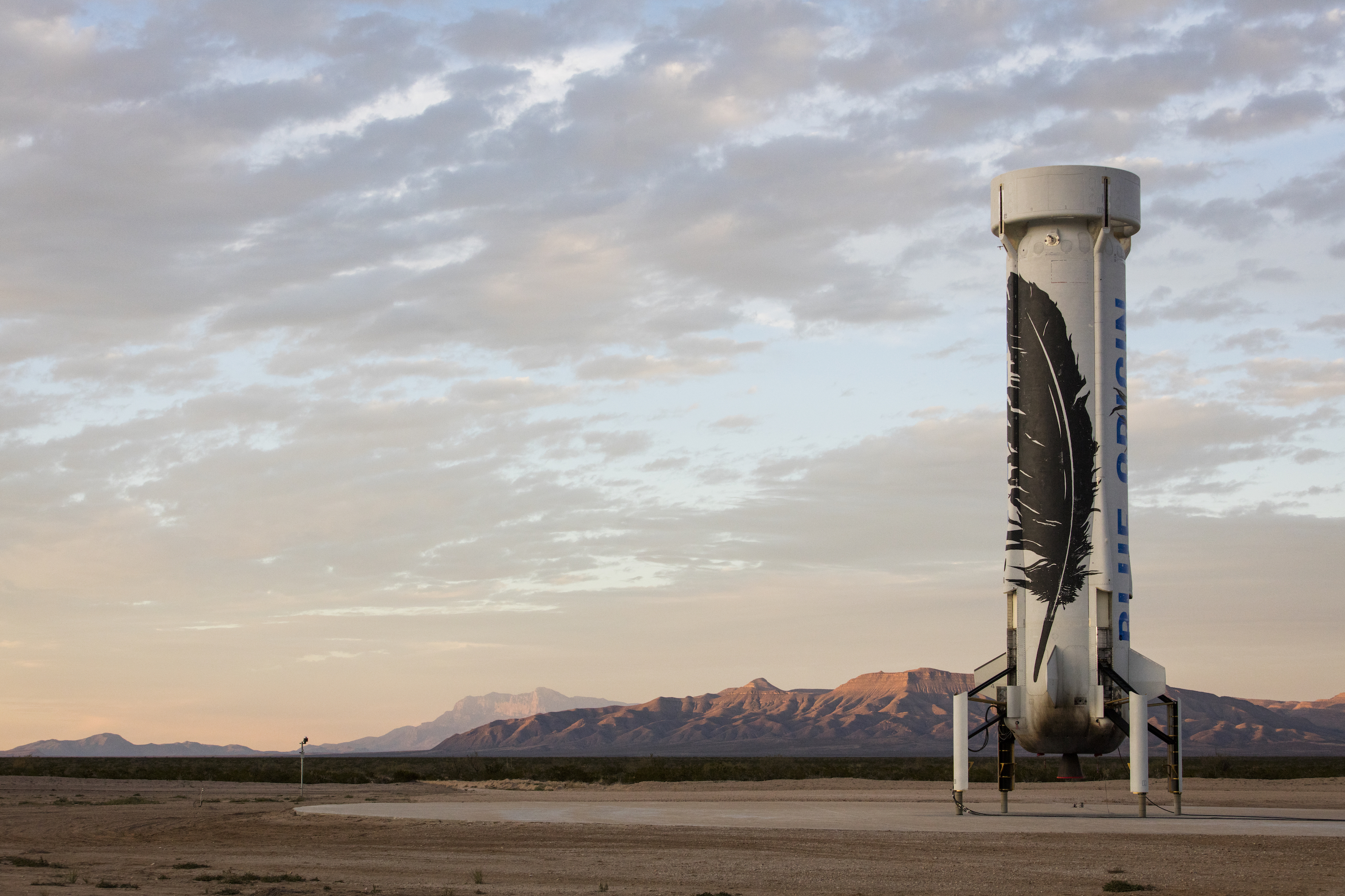 Atterrissage réussi de la fusée New Shepard de Blue Origin le 23/11/15 (credits Blue Origin)