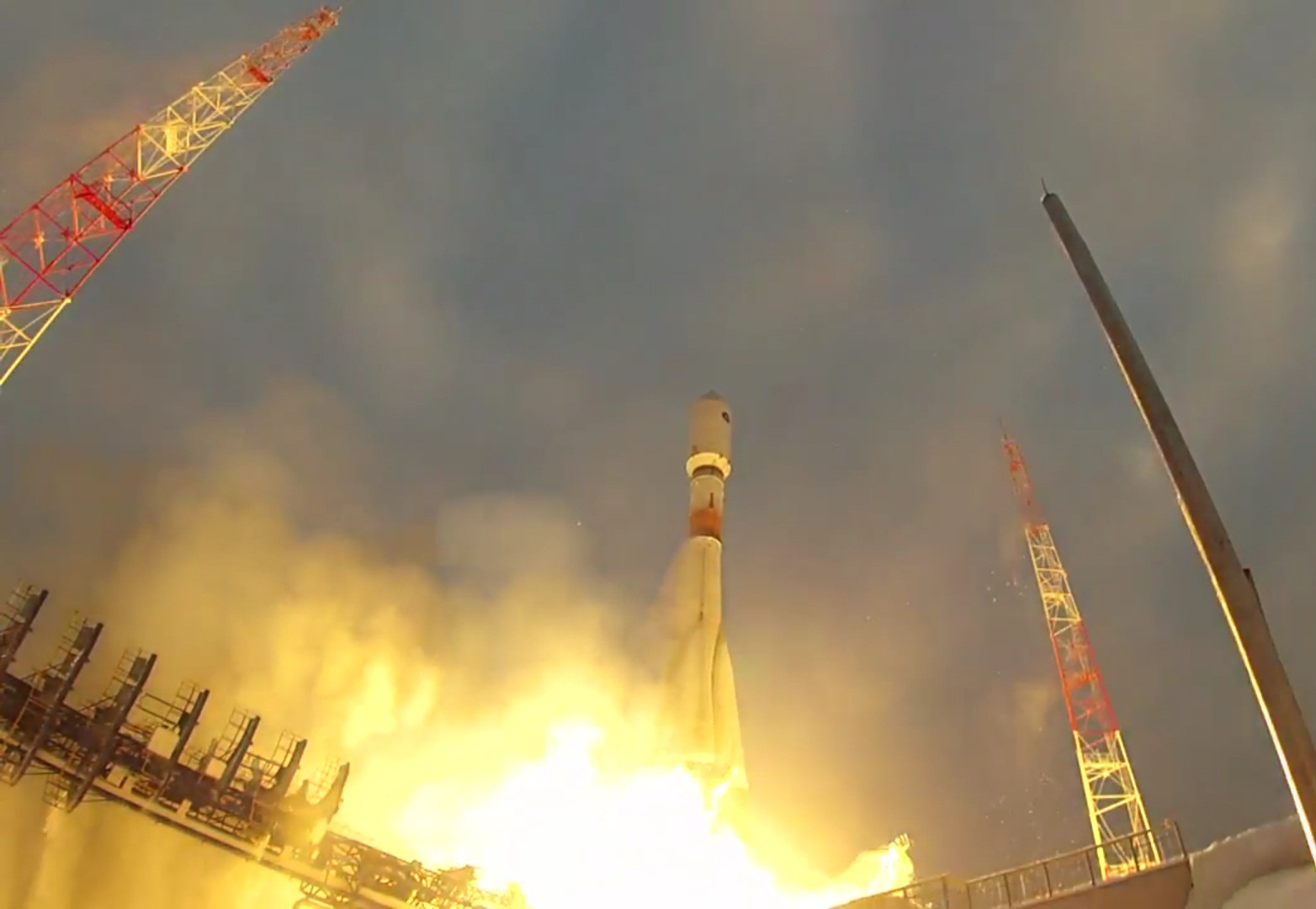 Lancement Tundra EKS du 17/11/15 (credits : ministère russe de la Défense)