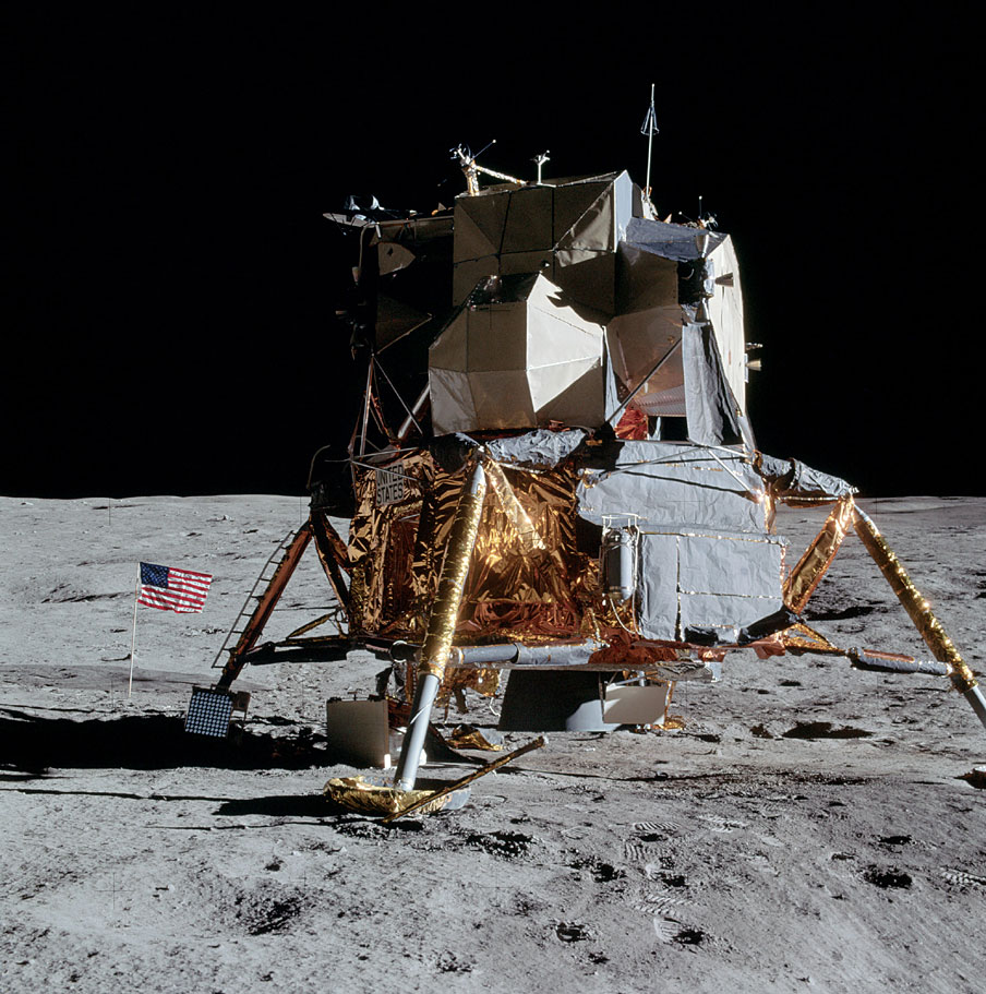 Apollo 14 : le module lunaire, ou LEM, Antares, sur la Lune. (credit NASA)