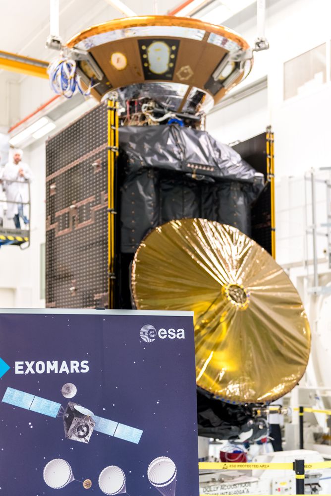ExoMars chez Thales Alenia Space à Cannes avant son départ pour Baïkonour (credit TAS)