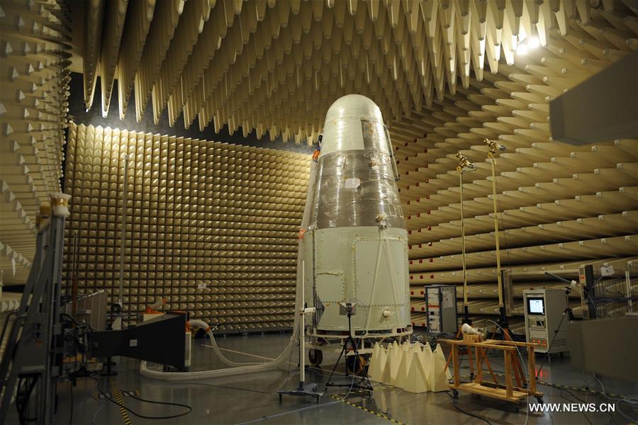 Photo fournie par l'Académie chinoise des sciences, prise le 8 septembre 2015 montre ShiJian-10 en tests (source Xinhuat)