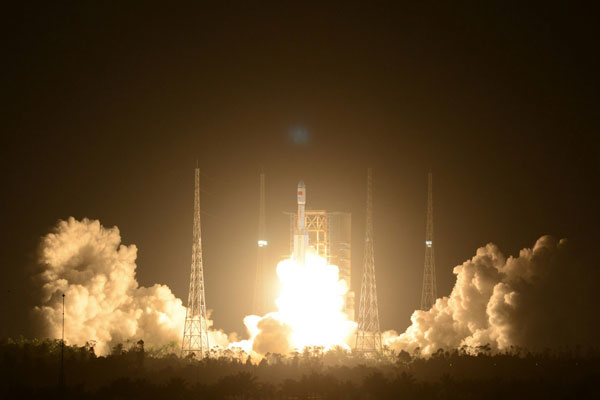 Premier vol de la fusée Long March 7 (CZ-7) le 25/06/2016 (credit CAST)