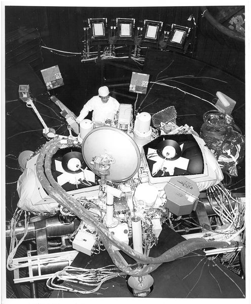 Viking 1 en test chez Martin Marietta (ex Lockheed-Martin) le constructeur (credit NASA)